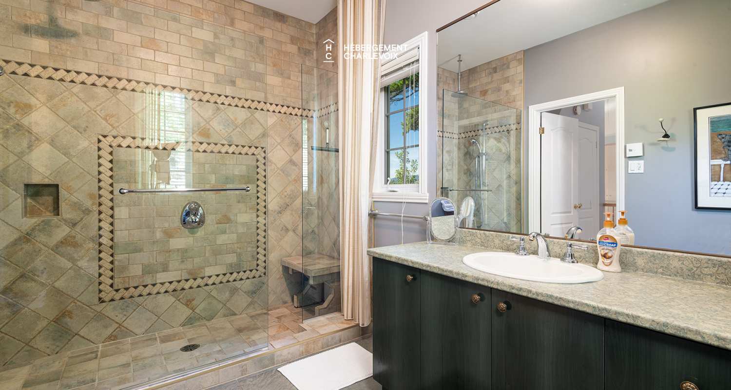 CEL-5 - Résidence chaleureuse avec vue spectaculaire sur le St-Laurent